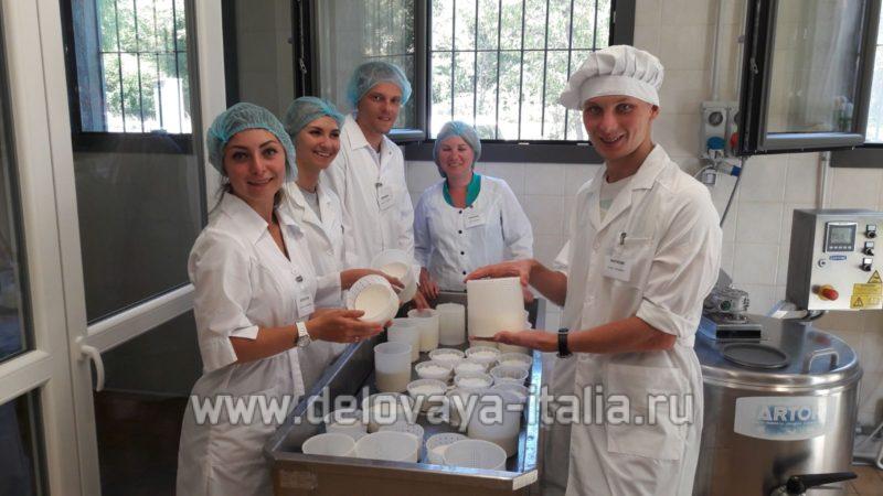 Artisan Italians school of cheesemakers